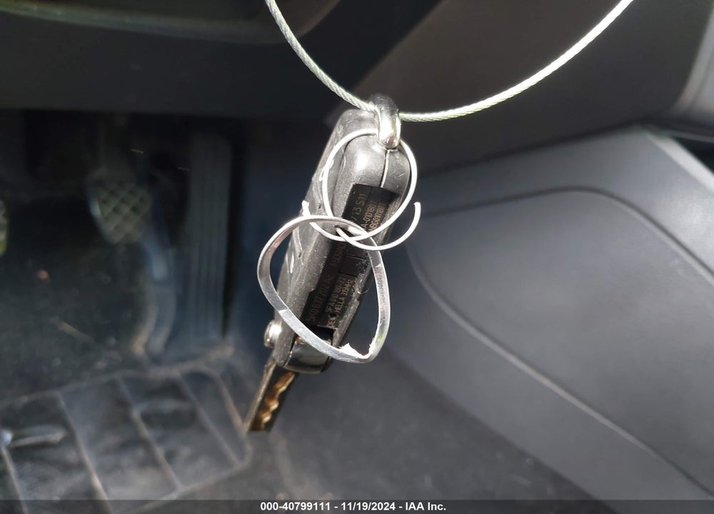 2011 VOLKSWAGEN JETTA 2.0L S VIN: 3VW1K7AJ2BM386819