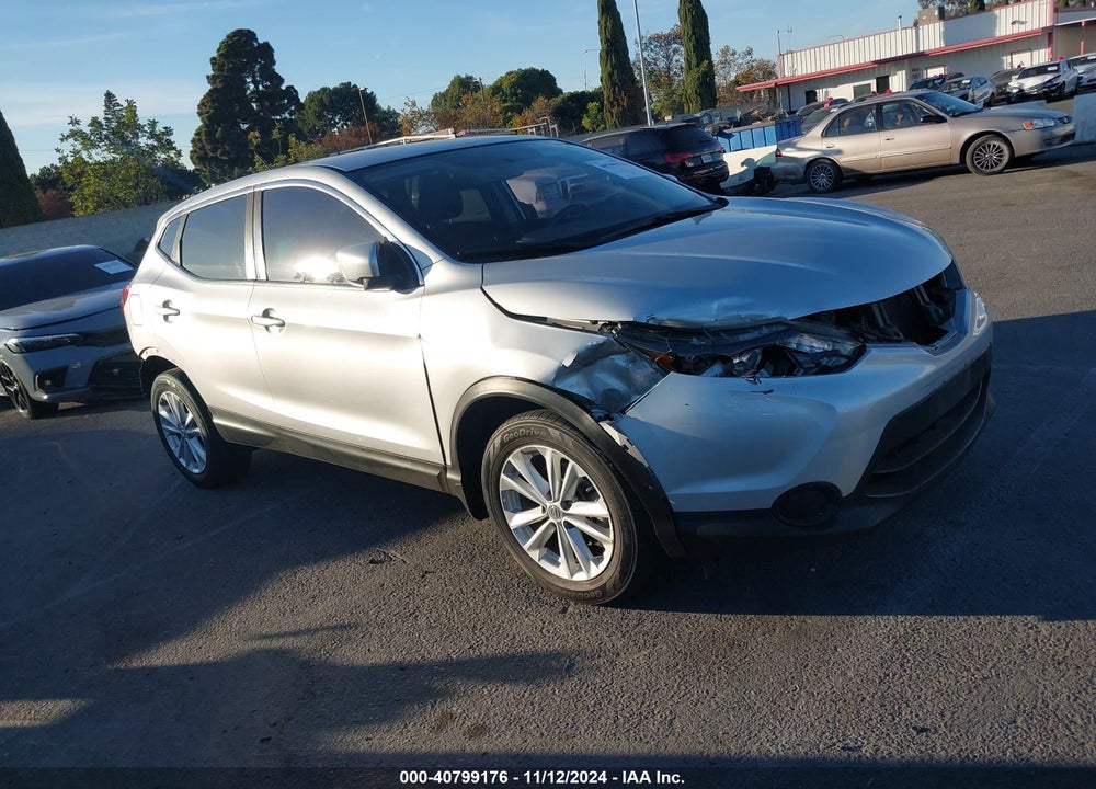2017 NISSAN ROGUE SPORT S VIN: JN1BJ1CP1HW014649