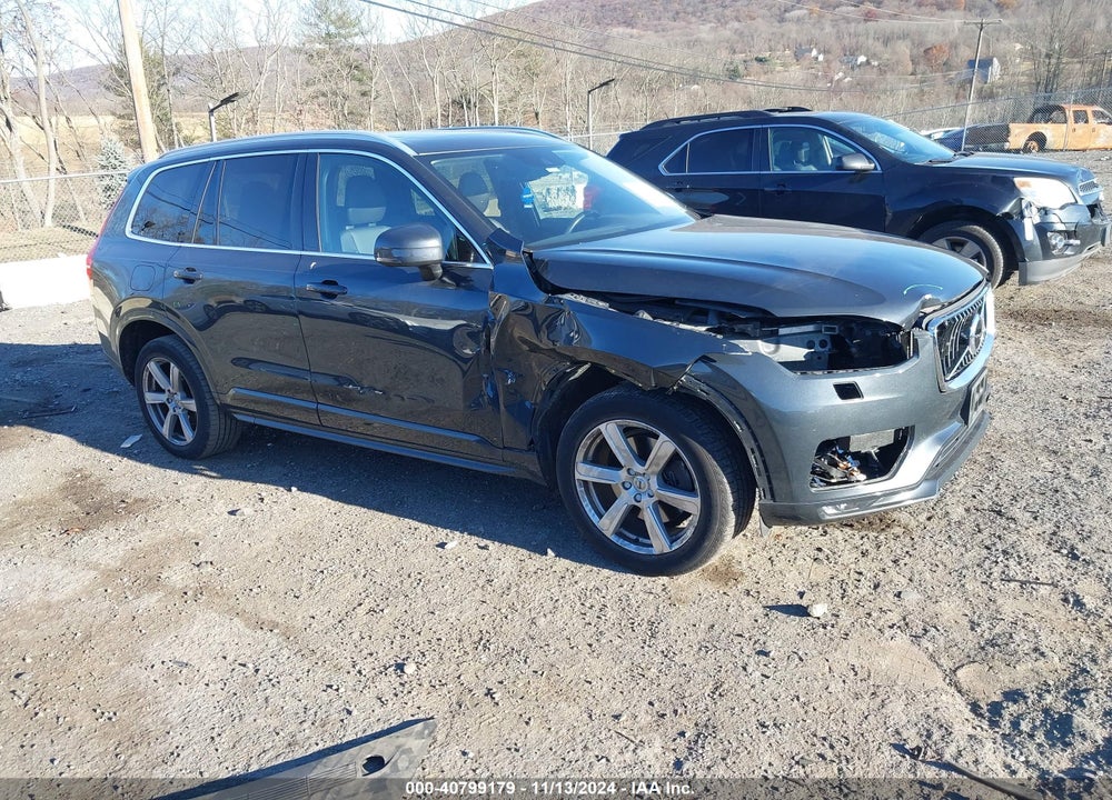 2021 VOLVO XC90 T5 MOMENTUM 7 PASSENGER VIN: YV4102PK9M1698256