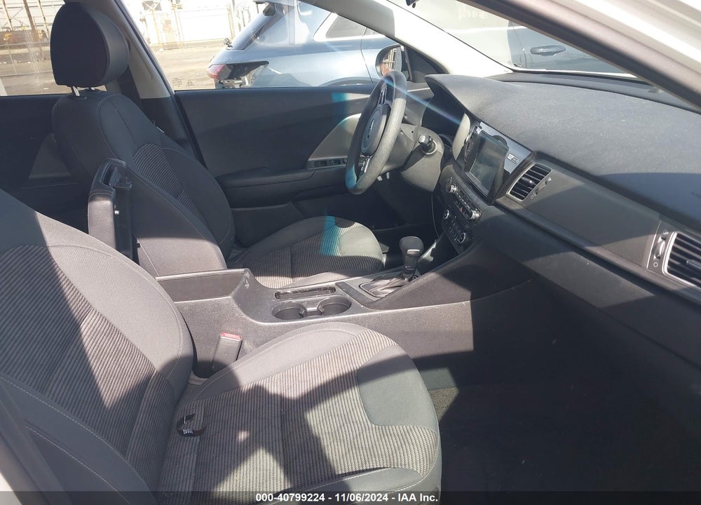 2019 KIA NIRO LX VIN: KNDCB3LCXK5284211