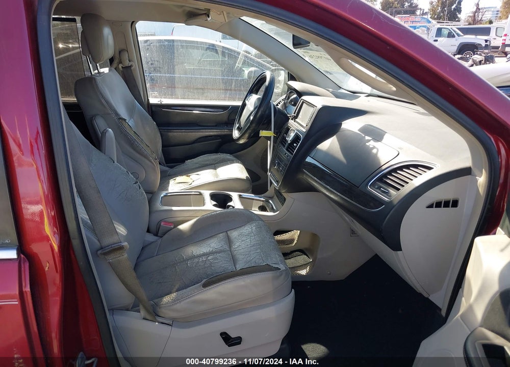 2011 CHRYSLER TOWN & COUNTRY LIMITED VIN: 2A4RR6DG1BR698449