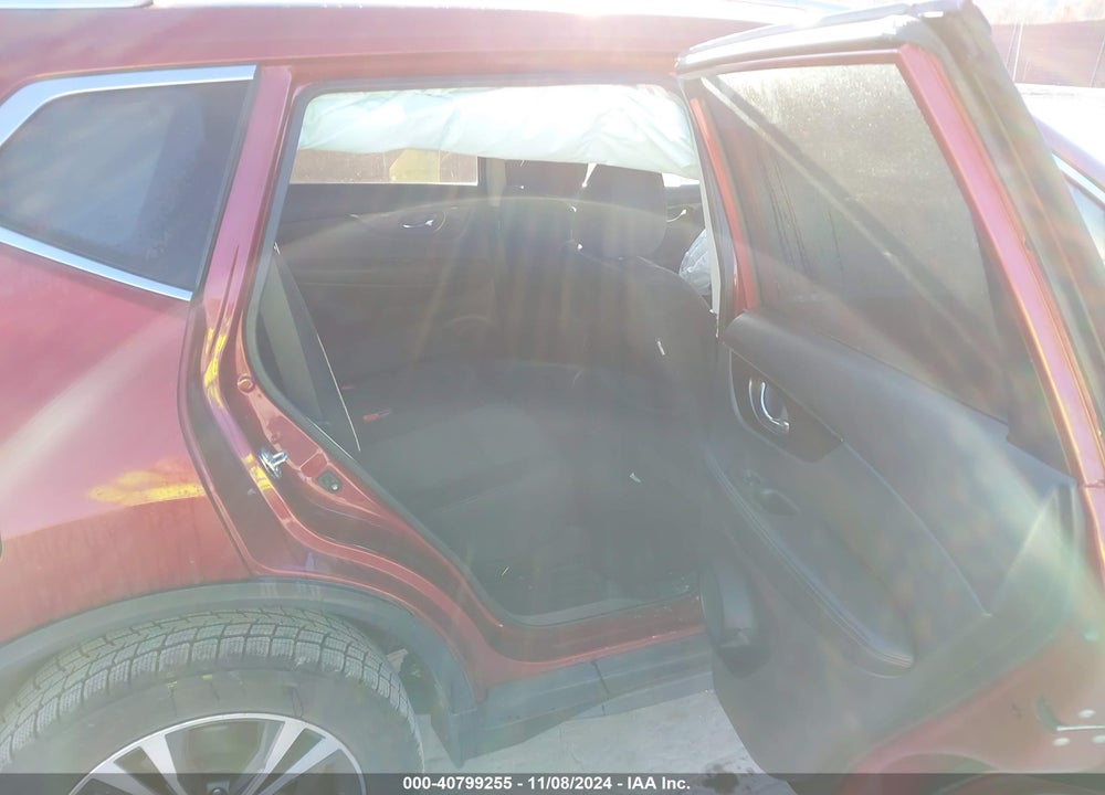 2019 NISSAN ROGUE SV VIN: 5N1AT2MV1KC757371