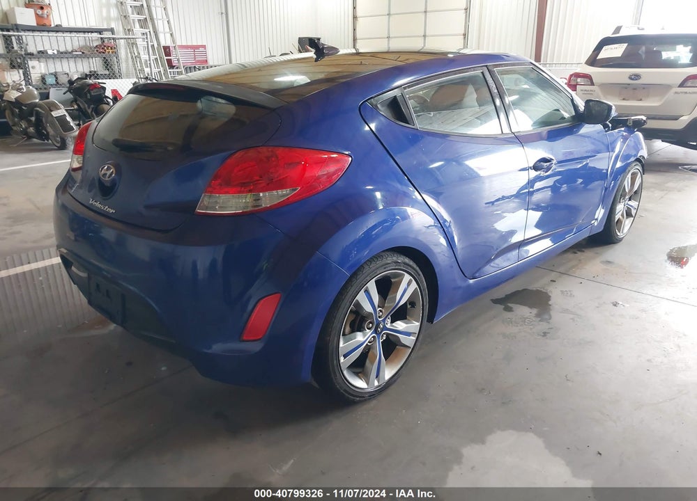 2012 HYUNDAI VELOSTER BASE W/GRAY VIN: KMHTC6AD2CU054000