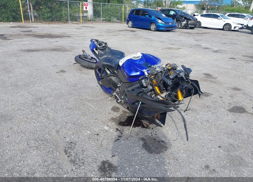 2019 YAMAHA YZFR6 VIN: JYARJ28EXKA004002