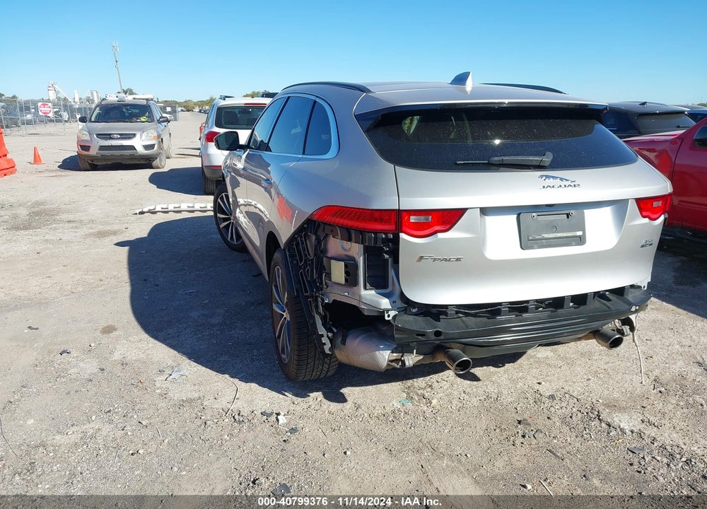 2017 JAGUAR F-PACE 35T PRESTIGE VIN: SADCK2BV8HA886039
