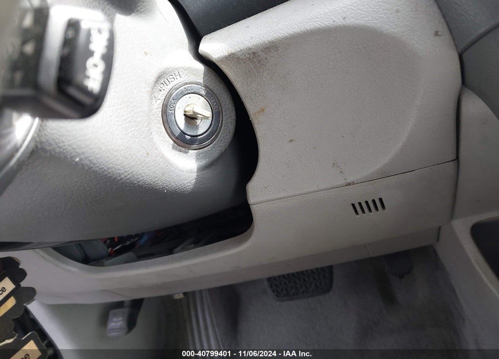 2009 TOYOTA CAMRY XLE VIN: 4T4BE46K69R122945