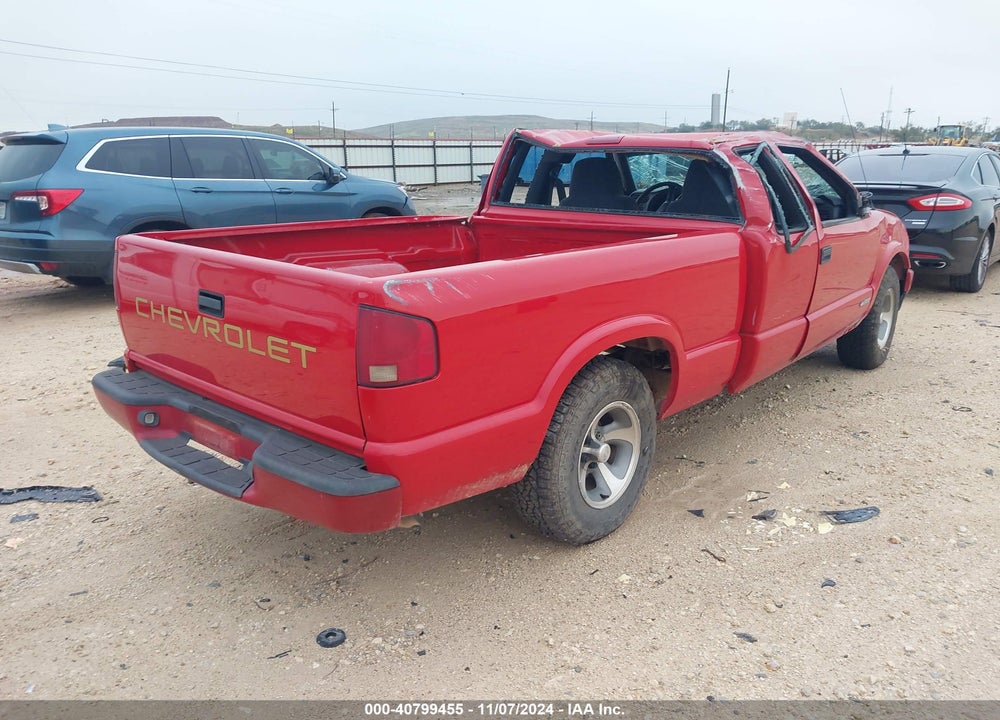 2001 CHEVROLET S-10 VIN: 1GCCS195418194739