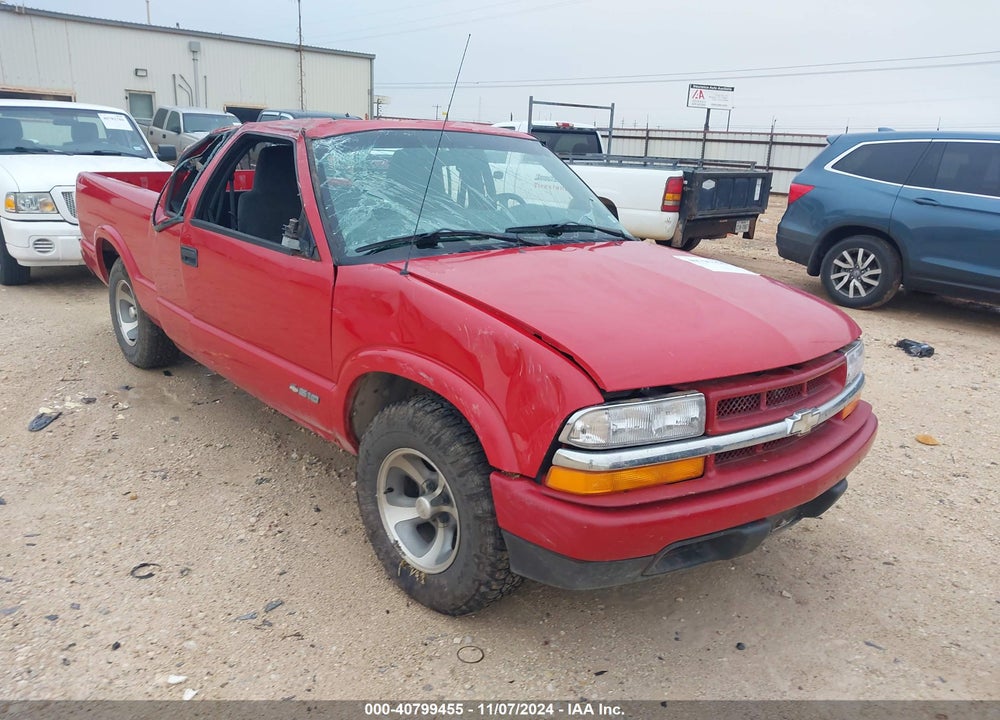 2001 CHEVROLET S-10 VIN: 1GCCS195418194739