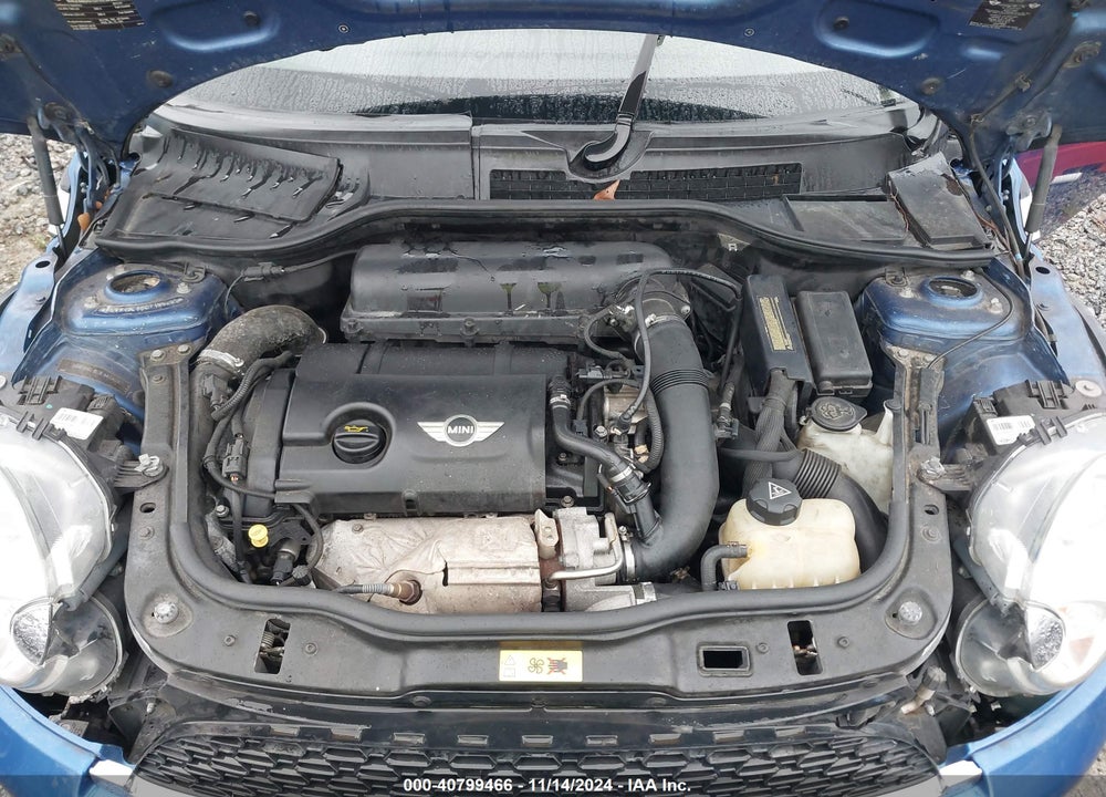 2012 MINI COOPER S VIN: WMWSX3C55CT155432