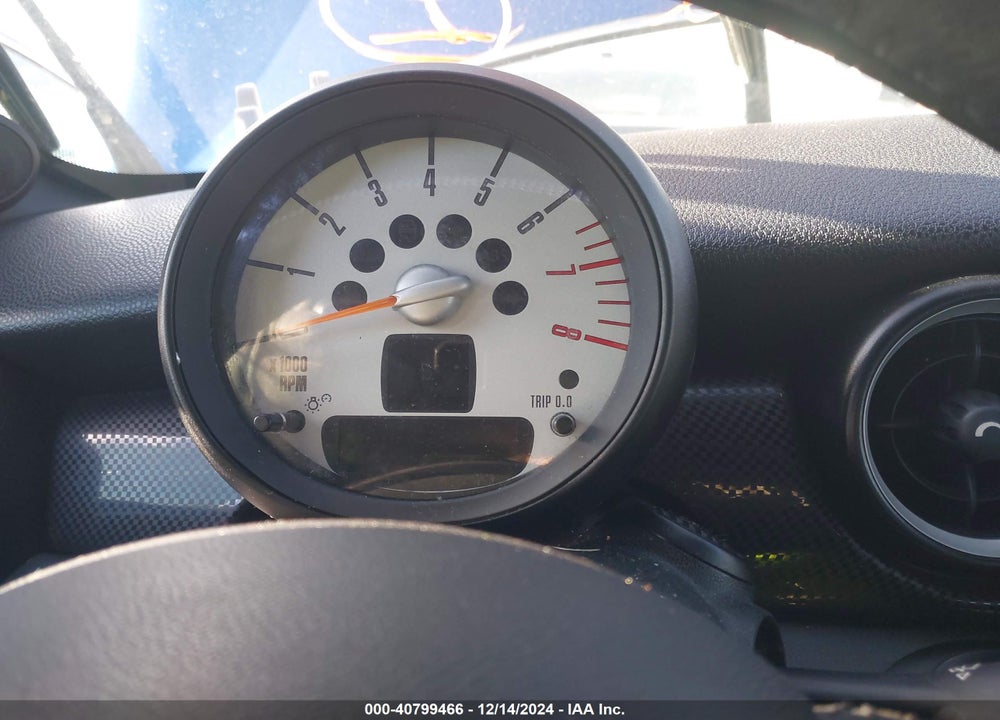 2012 MINI COOPER S VIN: WMWSX3C55CT155432