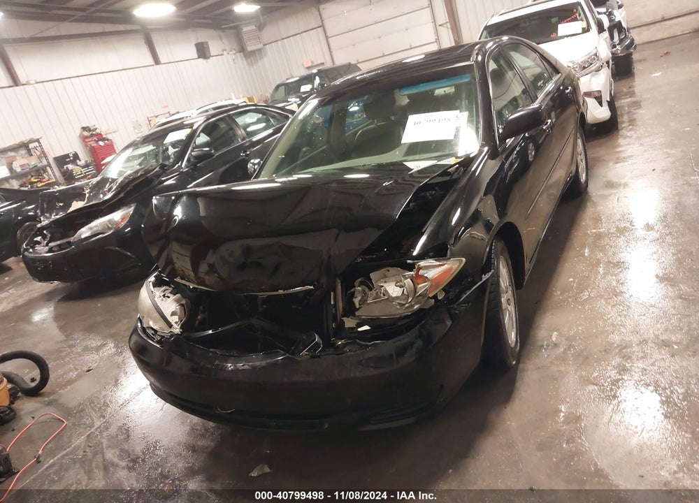 2002 TOYOTA CAMRY XLE VIN: 4T1BE32K02U055470