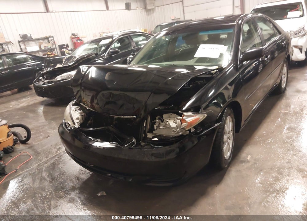 2002 TOYOTA CAMRY XLE VIN: 4T1BE32K02U055470