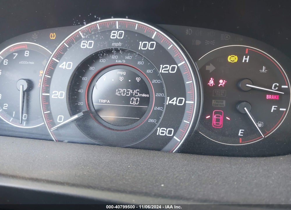 2015 HONDA ACCORD VIN: 1HGCR2F54FA102567