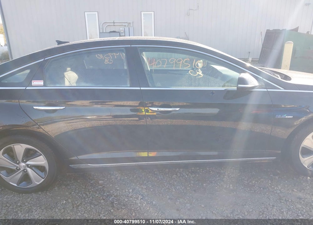 2016 HYUNDAI SONATA HYBRID LIMITED VIN: KMHE34L18GA017380