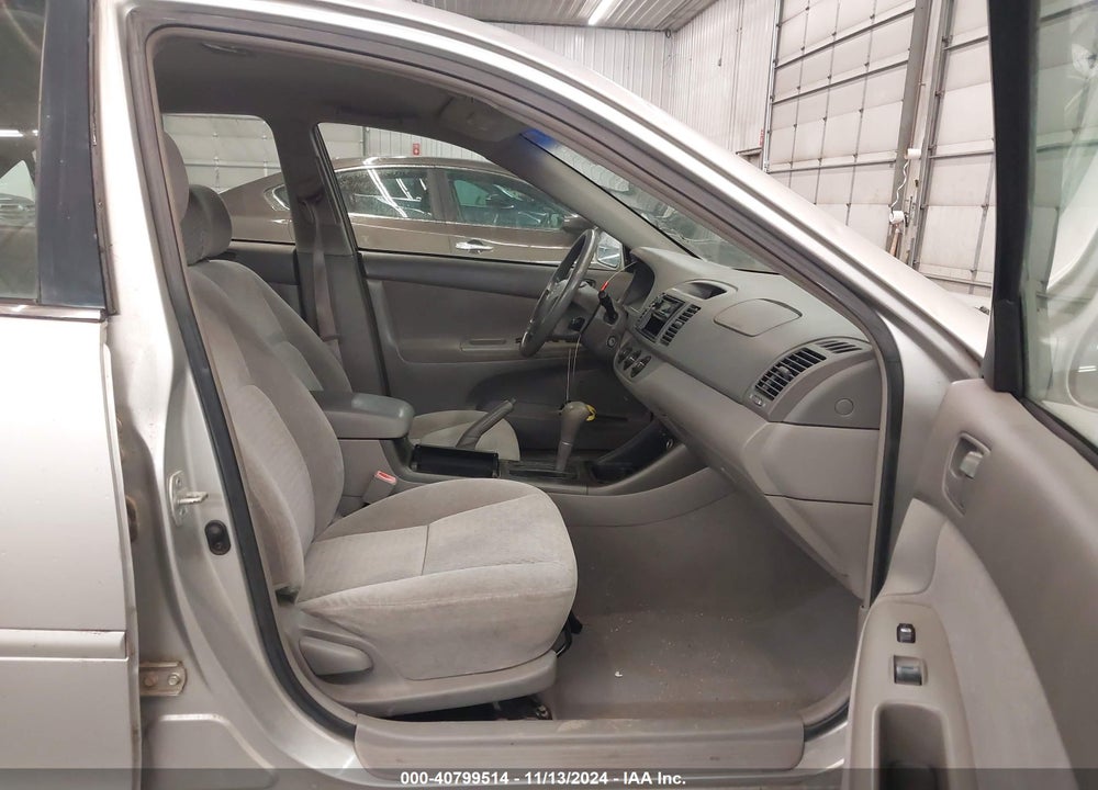 2002 TOYOTA CAMRY LE VIN: 4T1BE32K22U621760
