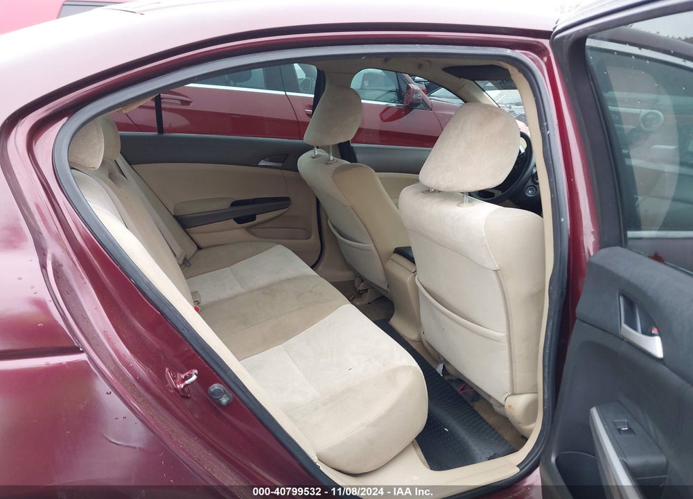 2010 HONDA ACCORD 2.4 LX VIN: 1HGCP2F35AA102848