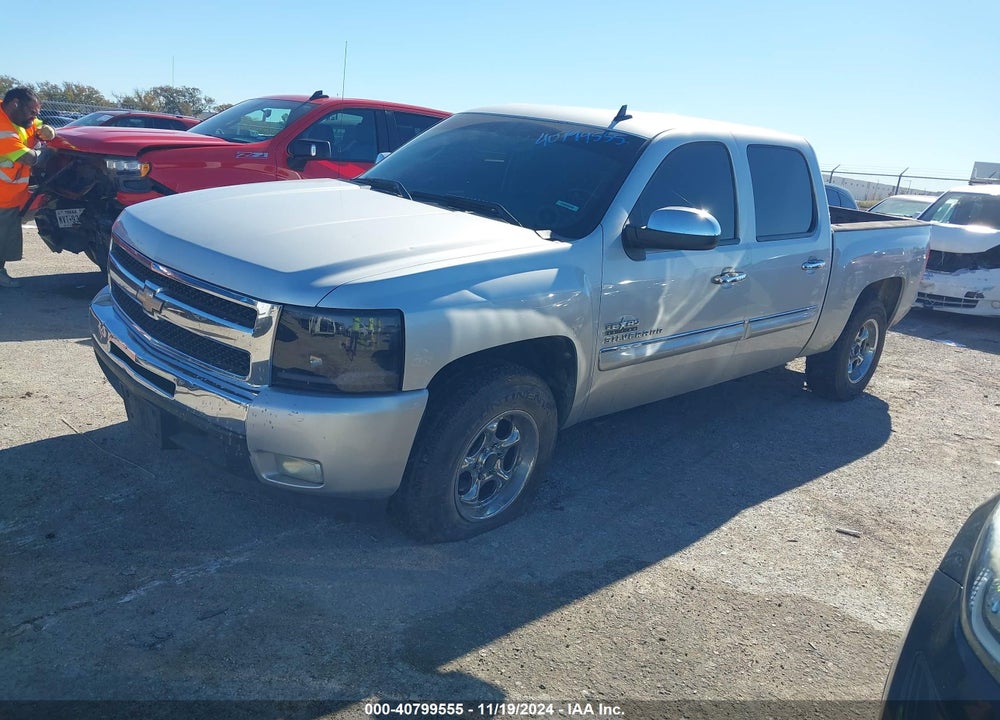 2011 CHEVROLET SILVERADO 1500 LT VIN: 3GCPCSE03BG272826