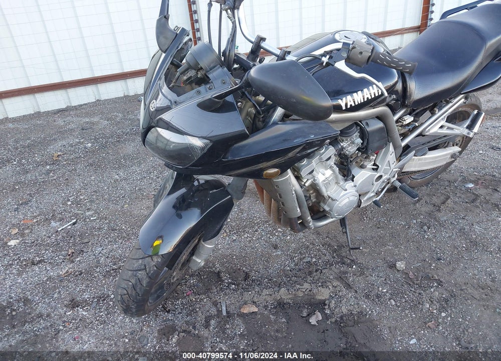 2001 YAMAHA FZS10 VIN: JYARN07EX1A000668