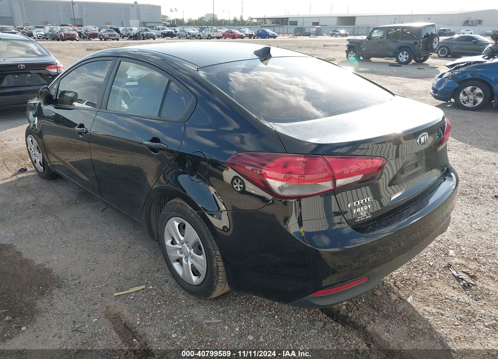 2017 KIA FORTE LX VIN: 3KPFK4A70HE066218