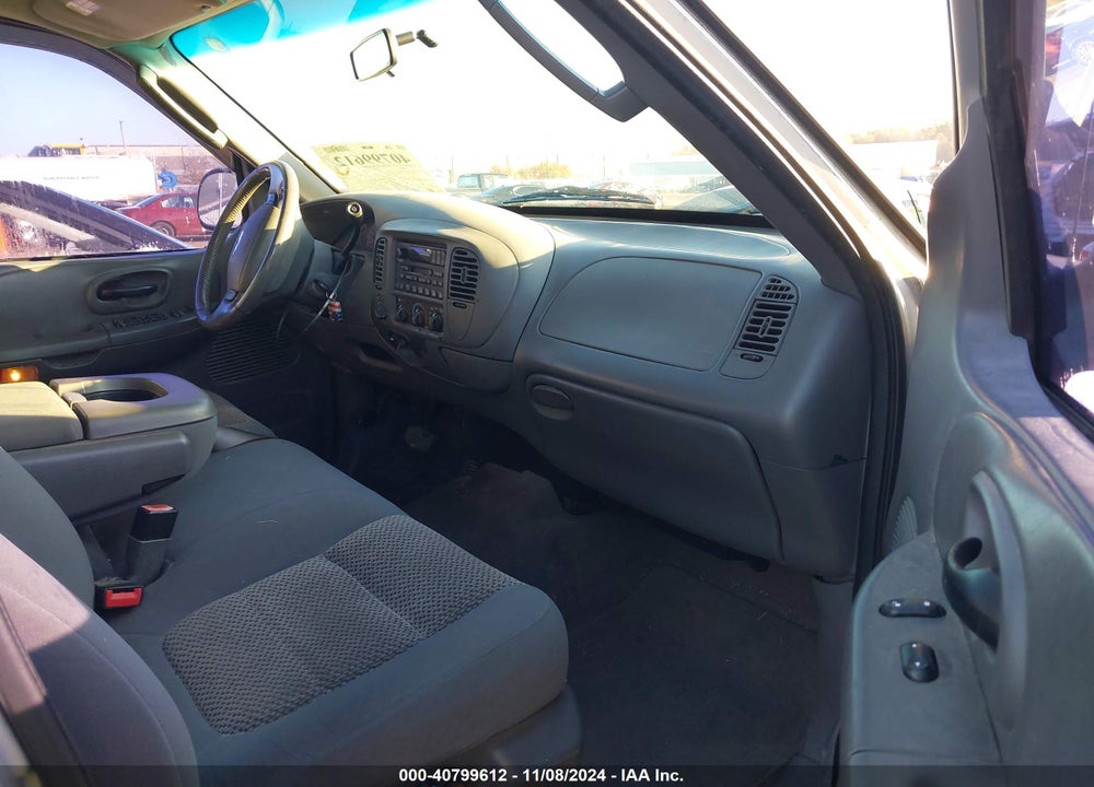 2002 FORD F-150 LARIAT/XLT VIN: 1FTRW08L62KE15397