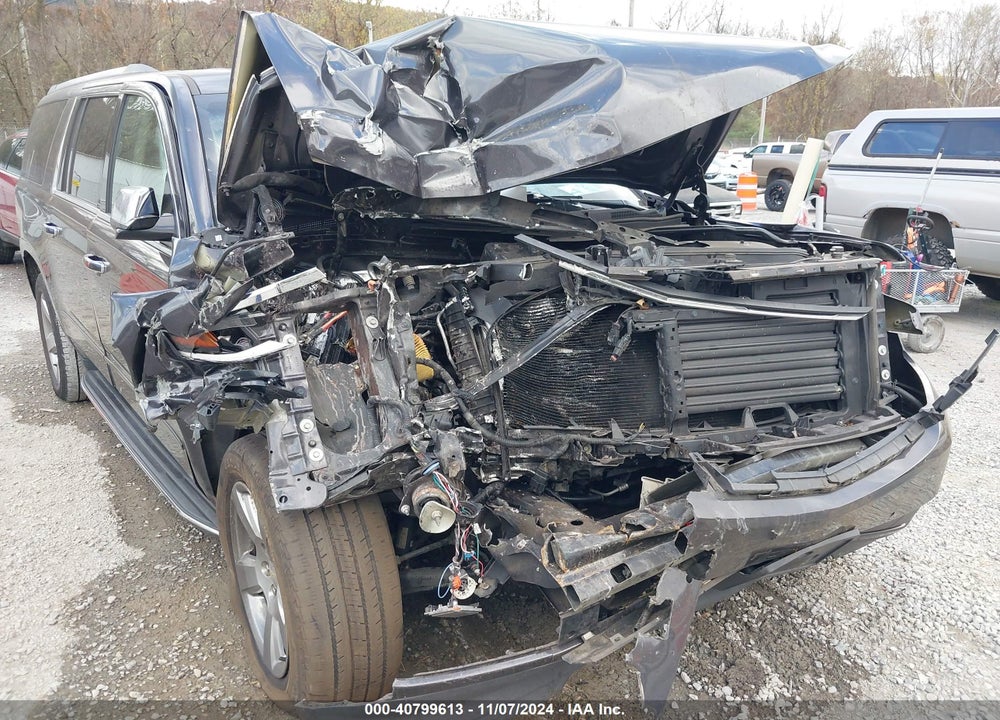 2017 CHEVROLET SUBURBAN PREMIER VIN: 1GNSKJKC1HR247042