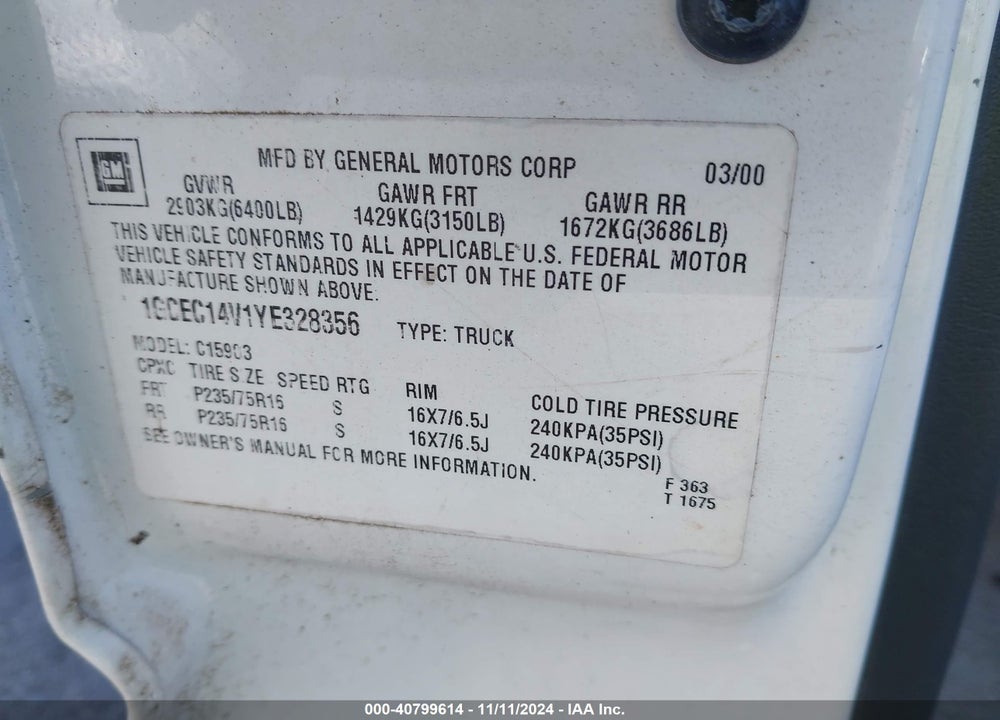 2000 CHEVROLET SILVERADO 1500 LS VIN: 1GCEC14V1YE328356