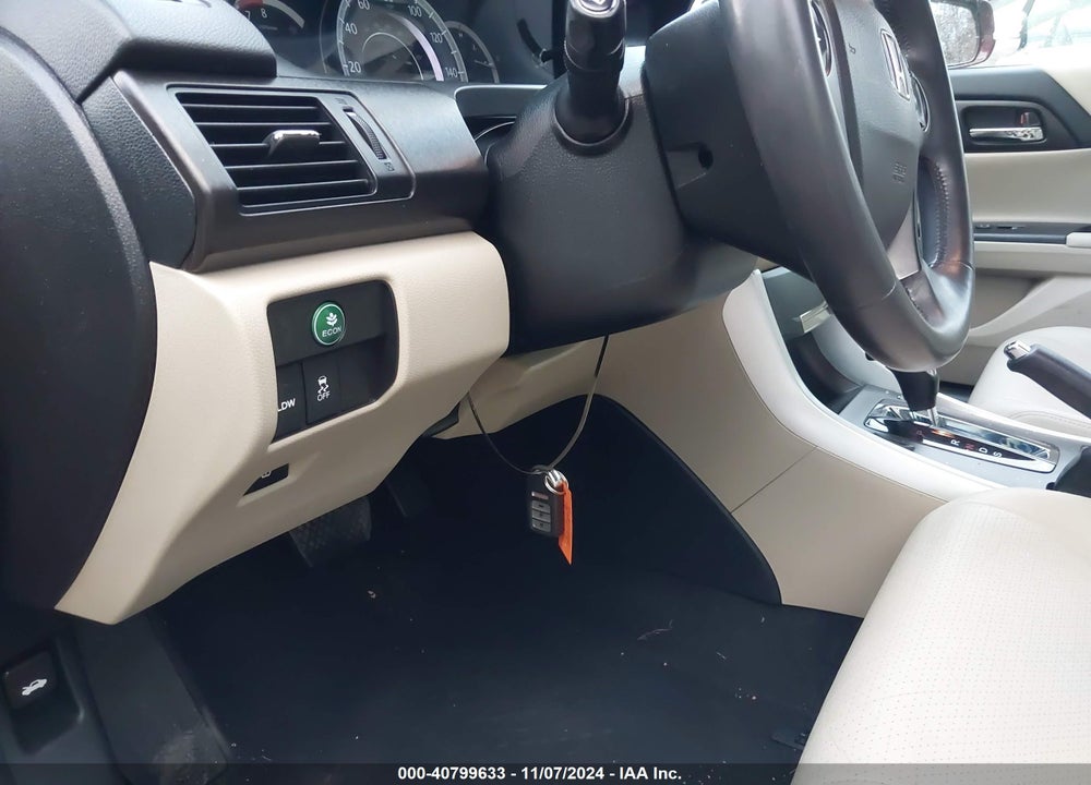 2013 HONDA ACCORD EX-L V-6 VIN: 1HGCR3F89DA036661