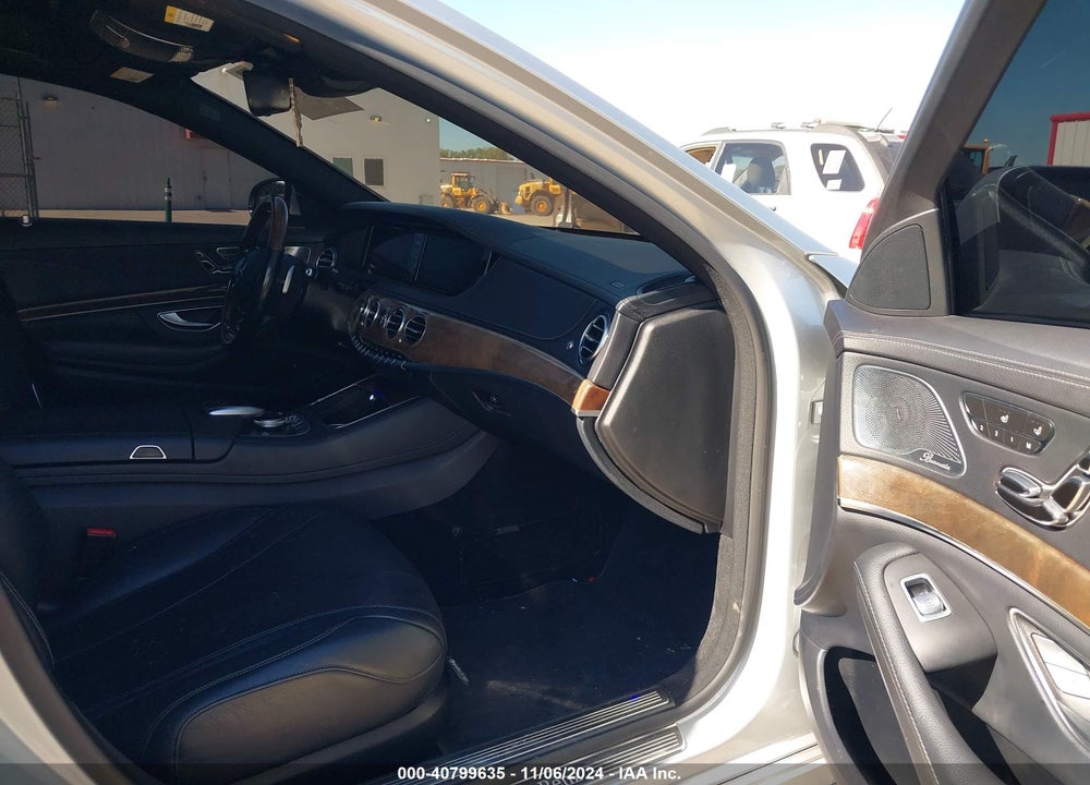 2015 MERCEDES-BENZ S 550 4MATIC VIN: WDDUG8FB6FA129129