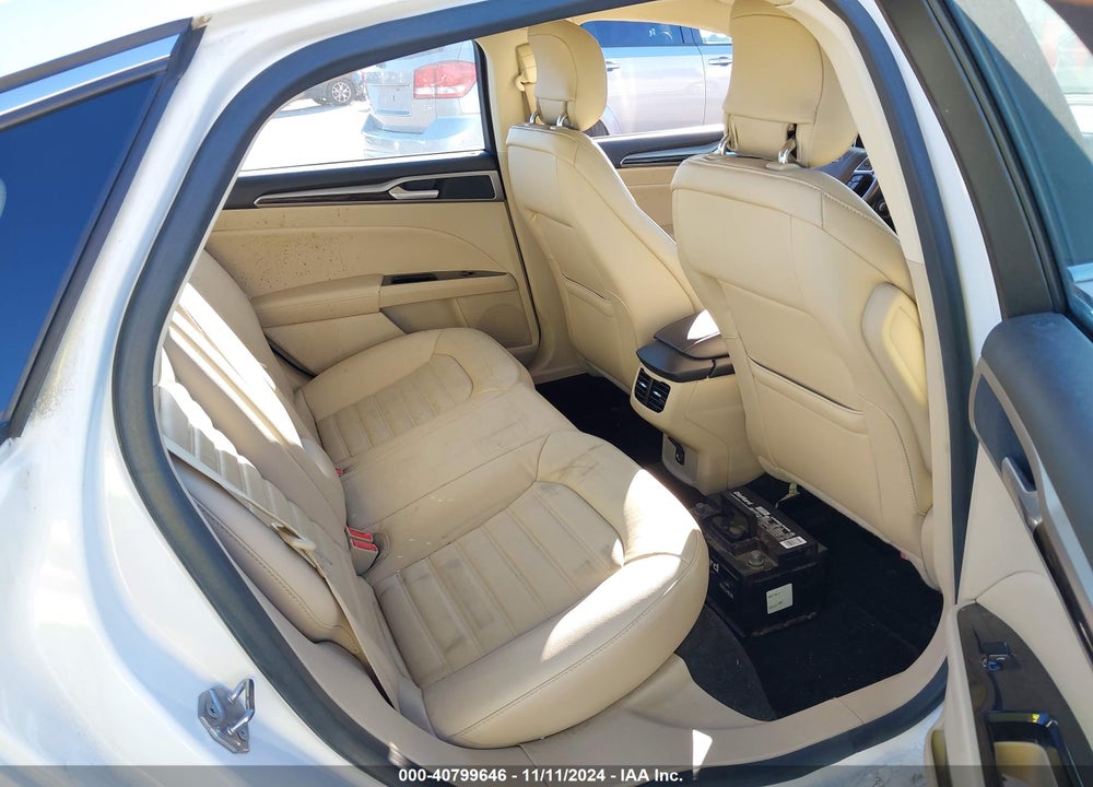 2015 FORD FUSION SE VIN: 3FA6P0HD5FR139259