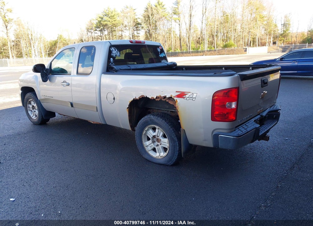2007 CHEVROLET SILVERADO 1500 LTZ VIN: 2GCEK19JX71637350