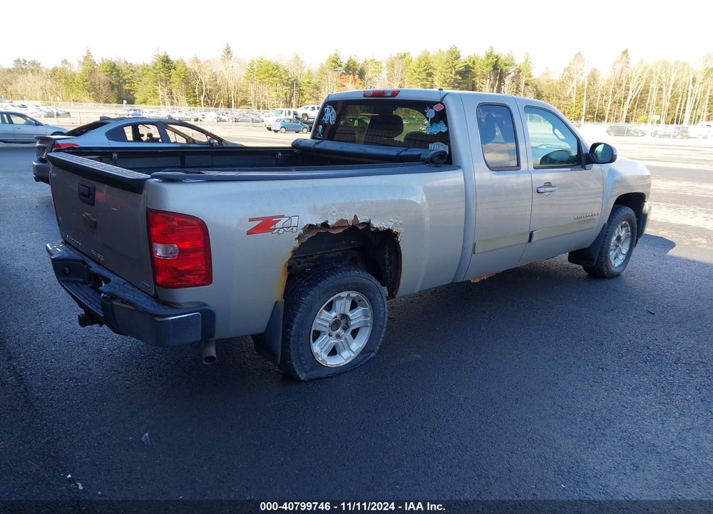 2007 CHEVROLET SILVERADO 1500 LTZ VIN: 2GCEK19JX71637350