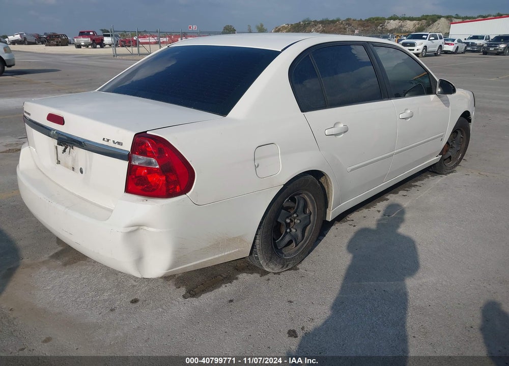 2008 CHEVROLET MALIBU CLASSIC LT VIN: 1G1ZT58N68F144486