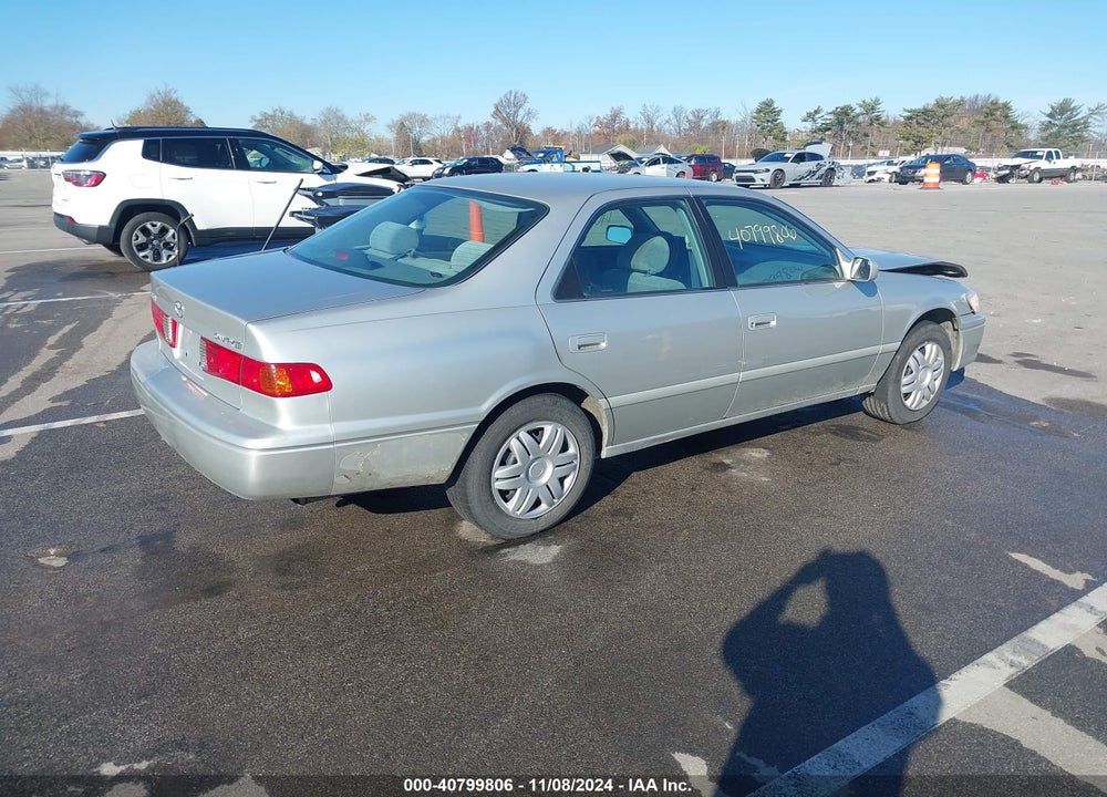 2001 TOYOTA CAMRY LE VIN: 4T1BG22K11U806983