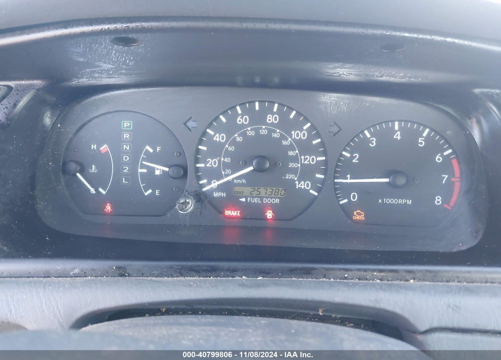 2001 TOYOTA CAMRY LE VIN: 4T1BG22K11U806983