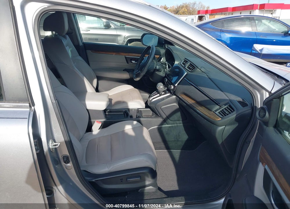 2018 HONDA CR-V TOURING VIN: 7FARW2H95JE025634