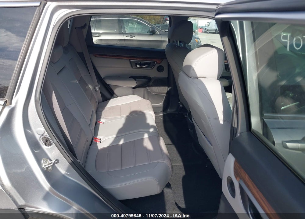 2018 HONDA CR-V TOURING VIN: 7FARW2H95JE025634
