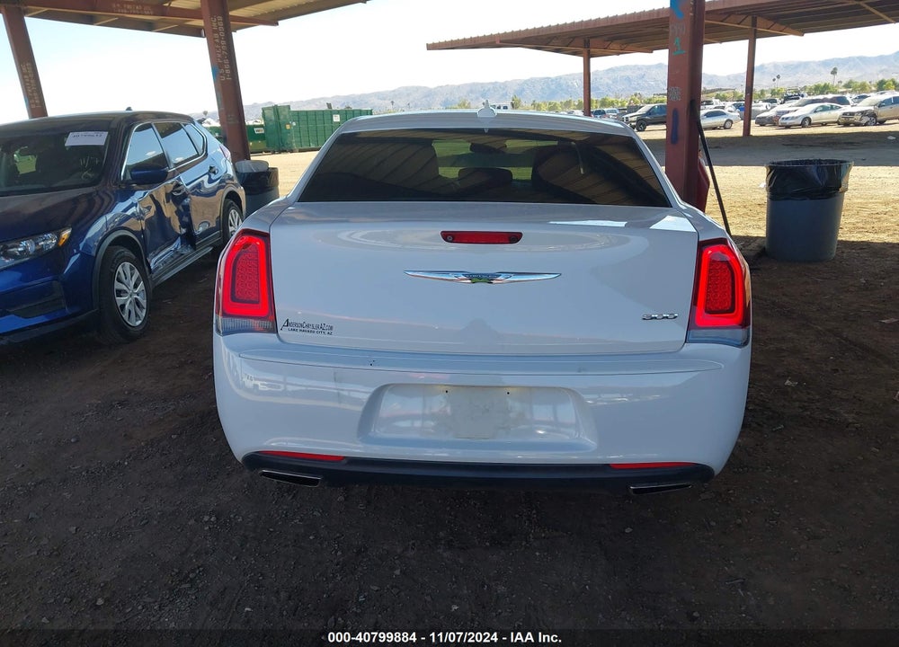 2019 CHRYSLER 300 TOURING VIN: 2C3CCAAG2KH502937