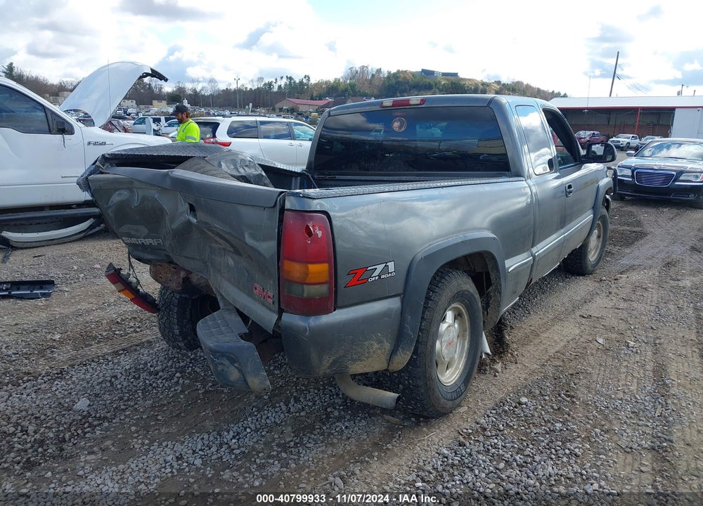 2002 GMC SIERRA 1500 SLE VIN: 2GTEK19T721349568