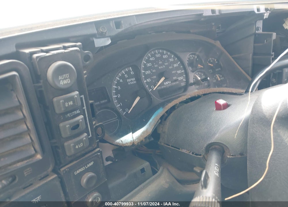 2002 GMC SIERRA 1500 SLE VIN: 2GTEK19T721349568