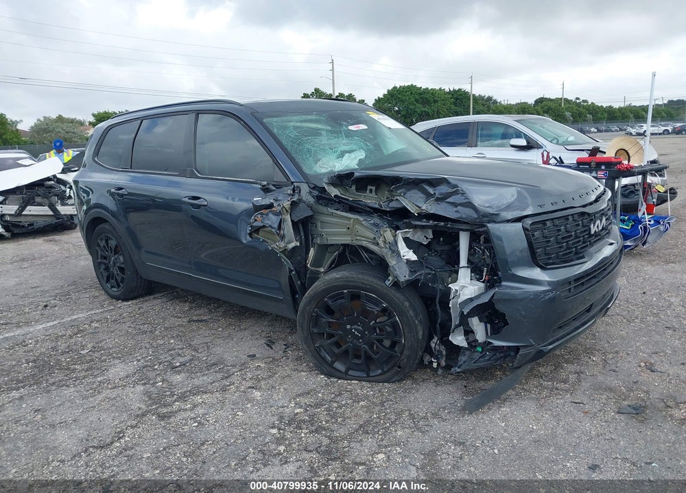 2022 KIA TELLURIDE EX VIN: 5XYP3DHC8NG270526