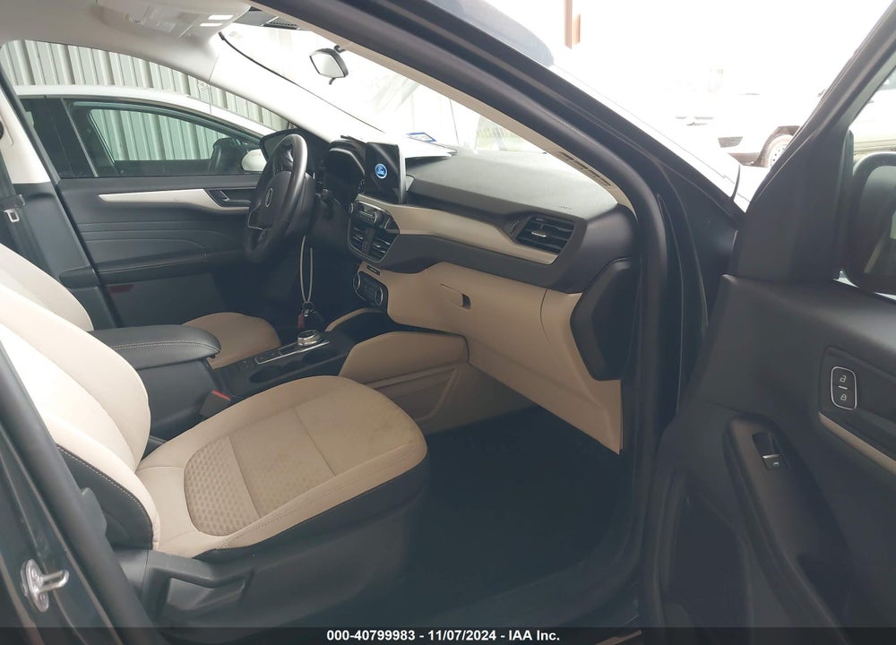 2022 FORD ESCAPE SE VIN: 1FMCU0G66NUC00923