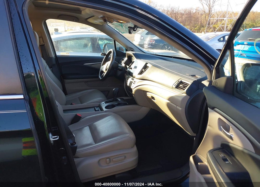 2019 HONDA PILOT EX-L VIN: 5FNYF6H54KB086017