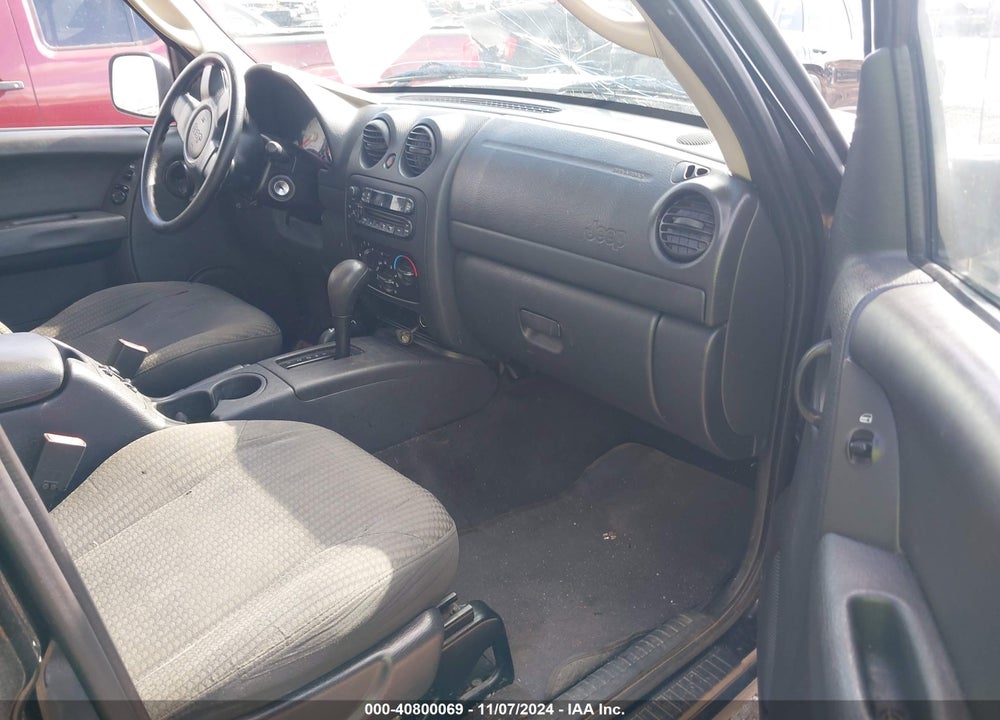 2003 JEEP LIBERTY SPORT VIN: 1J4GL48K53W718092
