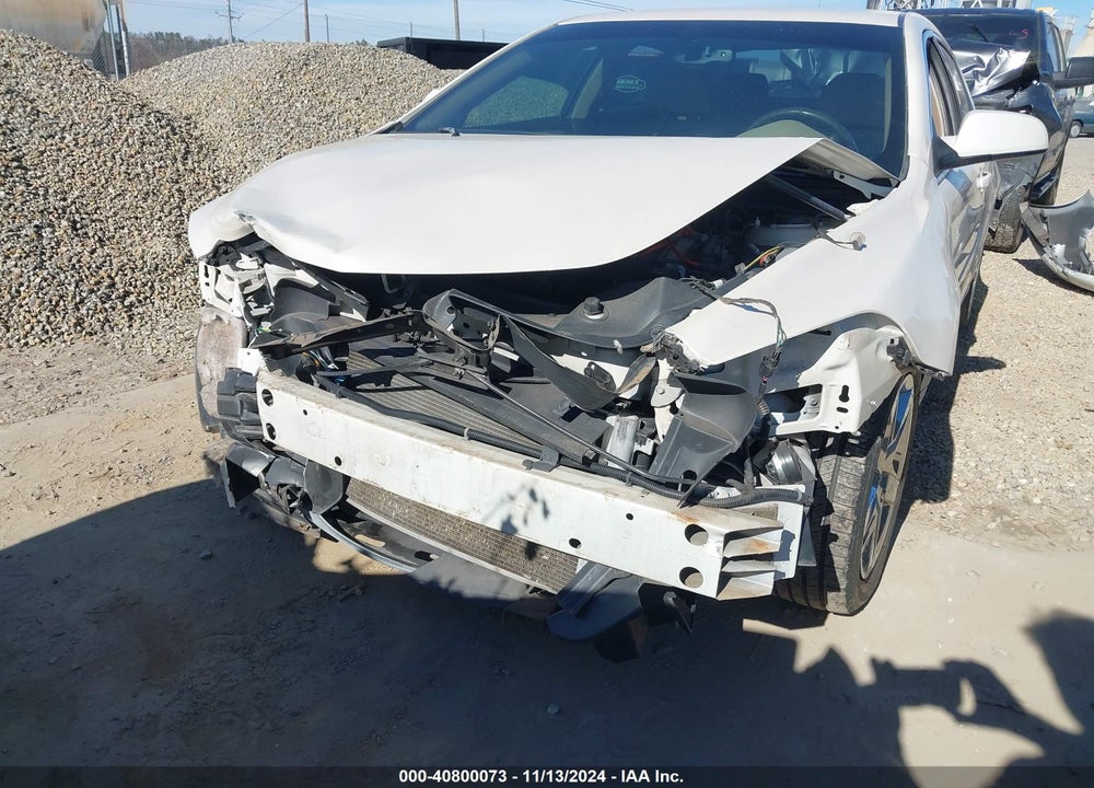 2011 CHEVROLET MALIBU 2LT VIN: 1G1ZD5E19BF353243