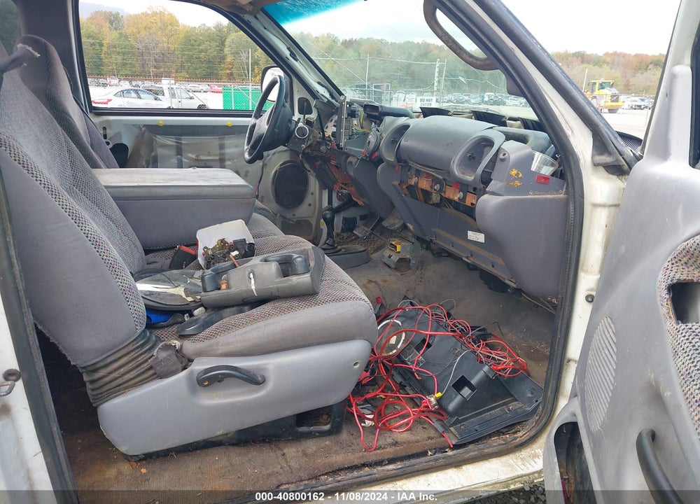 1998 DODGE RAM 1500 ST VIN: 3B7HF13Y7WG180123