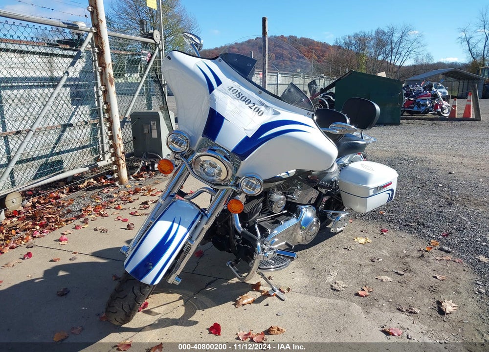 2012 HARLEY-DAVIDSON FLSTC HERITAGE SOFTAIL CLASSIC VIN: 1HD1BWV19CB038109