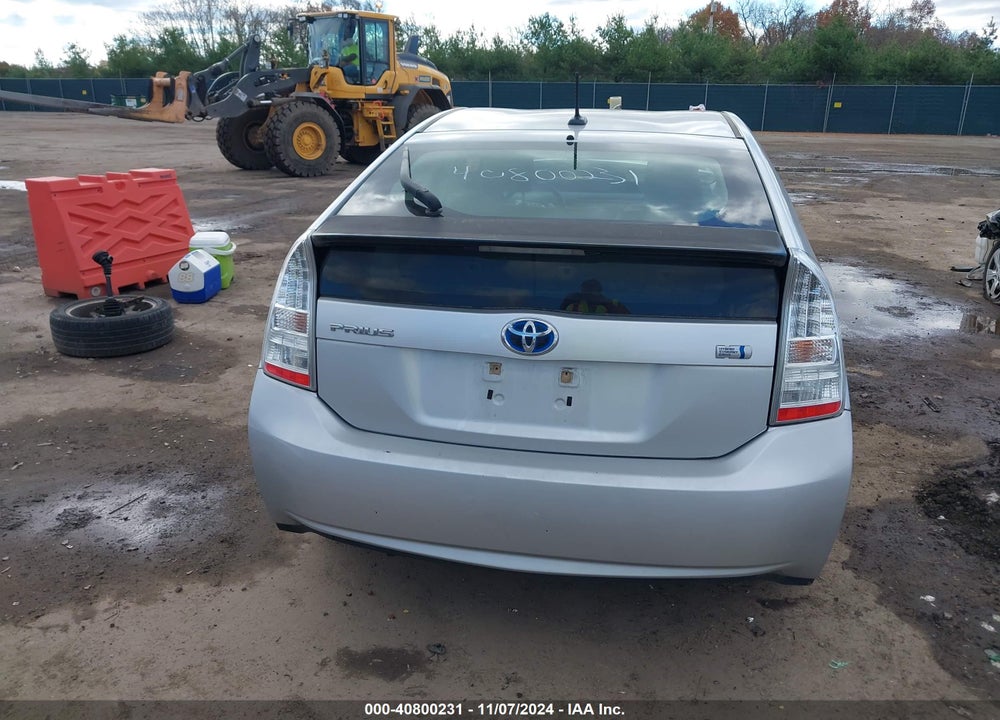 2011 TOYOTA PRIUS TWO VIN: JTDKN3DU5B0285225