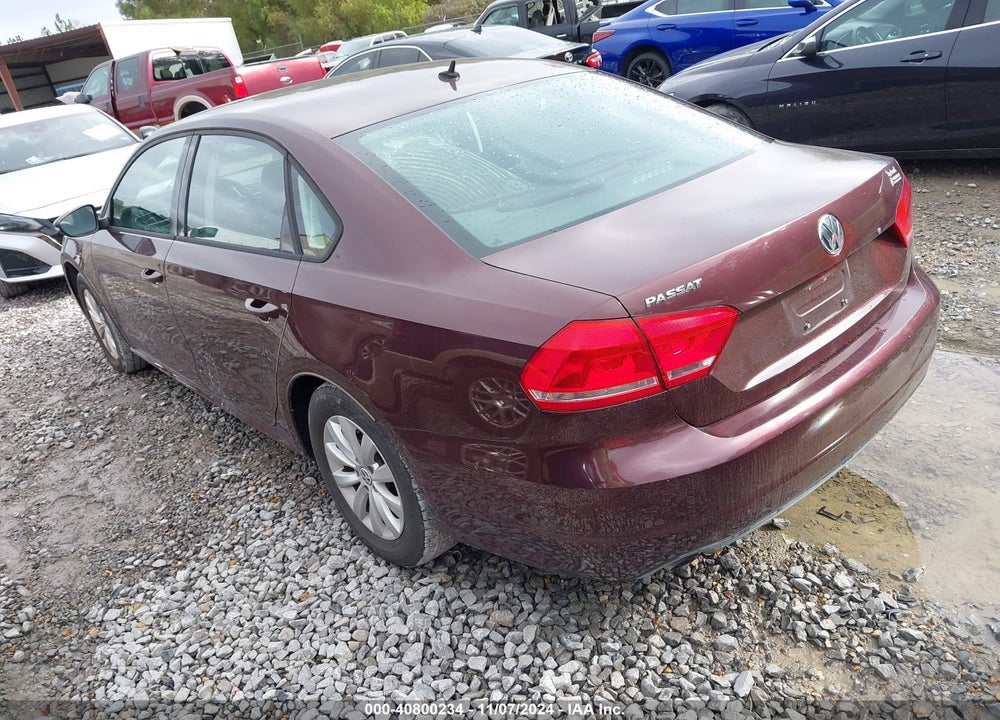 2012 VOLKSWAGEN PASSAT 2.5L S VIN: 1VWAH7A31CC090533