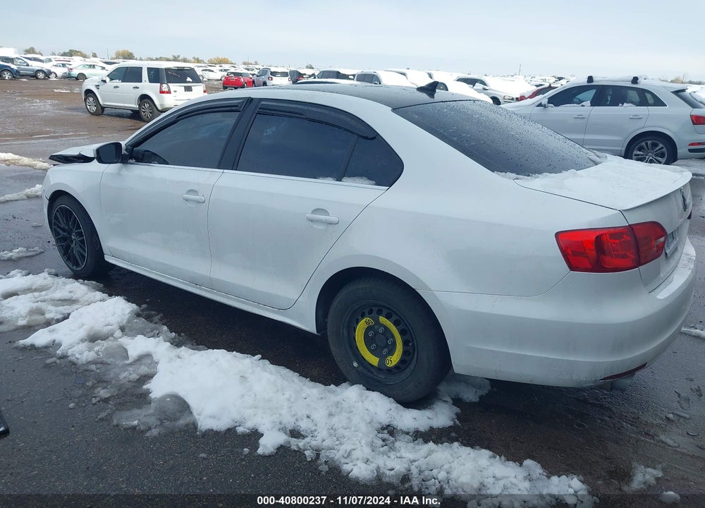 2014 VOLKSWAGEN JETTA 1.8T SE VIN: 3VWB07AJXEM443220