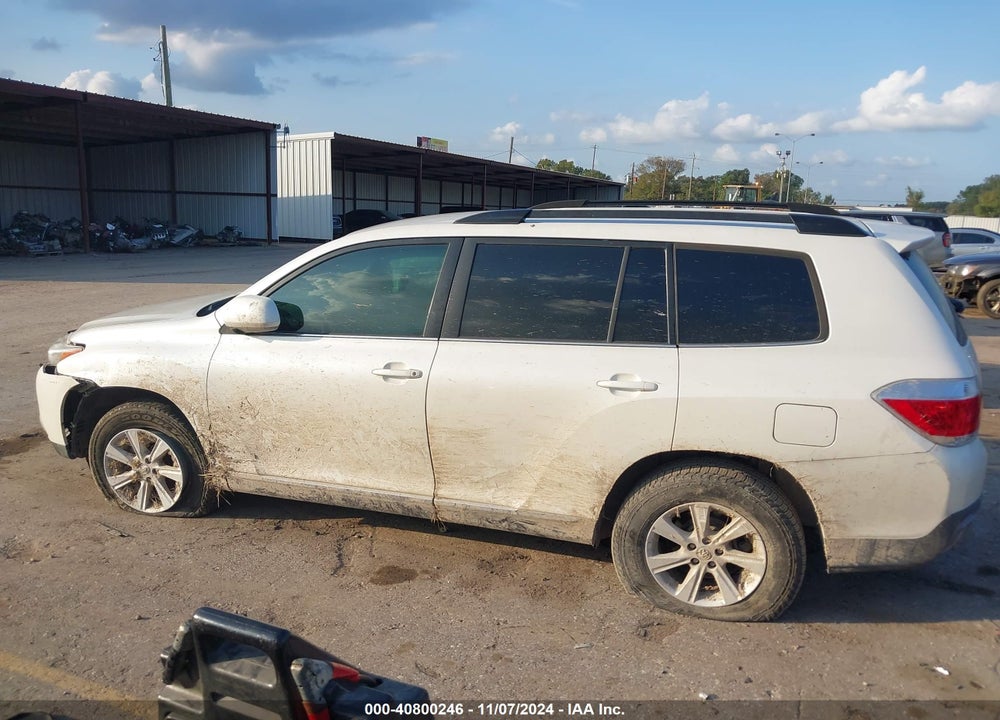2013 TOYOTA HIGHLANDER BASE PLUS VIN: 5TDZA3EH6DS043667